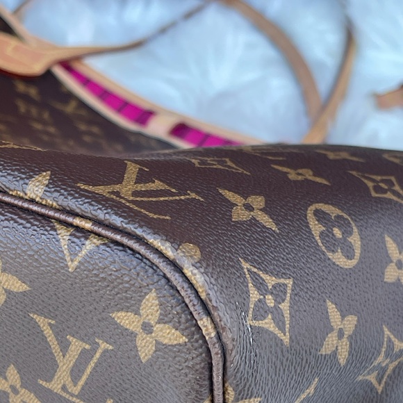 🛍SOLD🛍 Authentic Louis Vuitton Neverfull MM - Picture 4 of 13